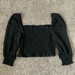 H&M Divided Squared Neck Black Crop Blouse with Meth Arms and Ruffles Medium